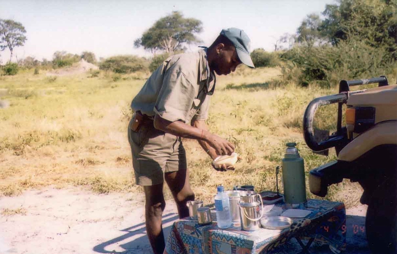 Bibi fixing sundowners