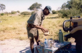 Bibi fixing sundowners